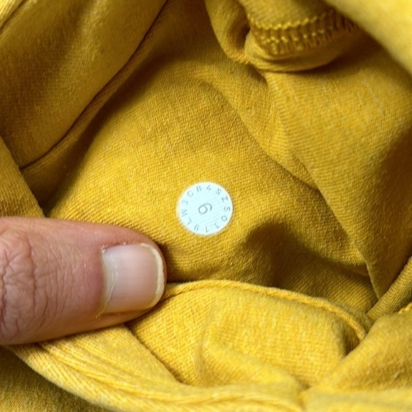 Lululemon Scuba Pullover Heathered Honey Lemon - Picture 4 of 6
